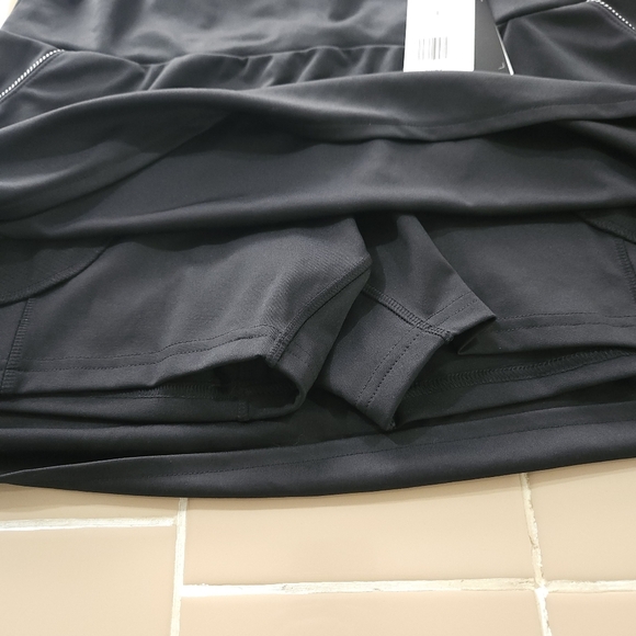 NWT! Adidas Club Tennis skort for women. Size Large. - Picture 3 of 8